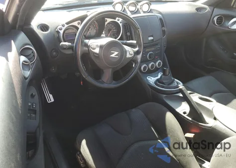 2013 Nissan 370Z Base z USA, uszkodzony, nr VIN JN1AZ4EH9DM382563